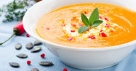 Kulinarisch und gesund durch den Herbst: Cremig-feine Kürbissuppe Kürbissuppe