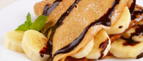 Crêpe mit Bananen und Schokoladensauce (Quelle: Fotolia)