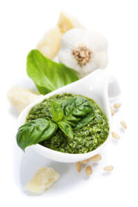 Grünes Pesto